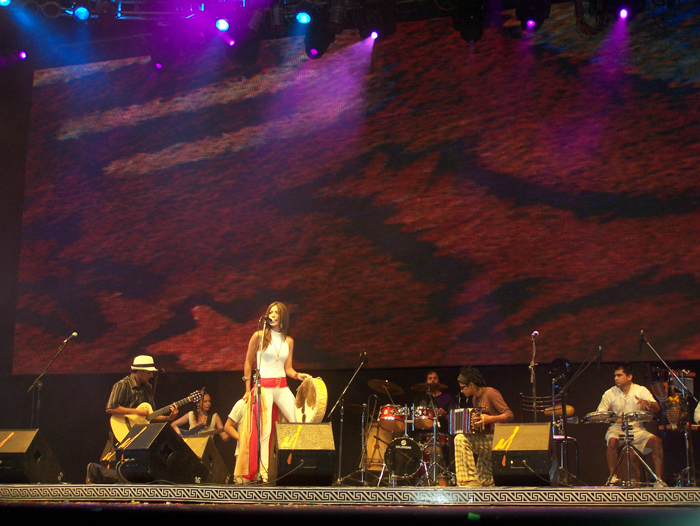 Grinfeld - Cosquín Festival 2011 - Roxana Carabajal