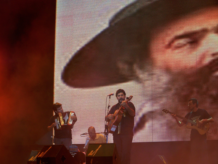 Grinfeld - Cosquín Festival 2011 - Joselo