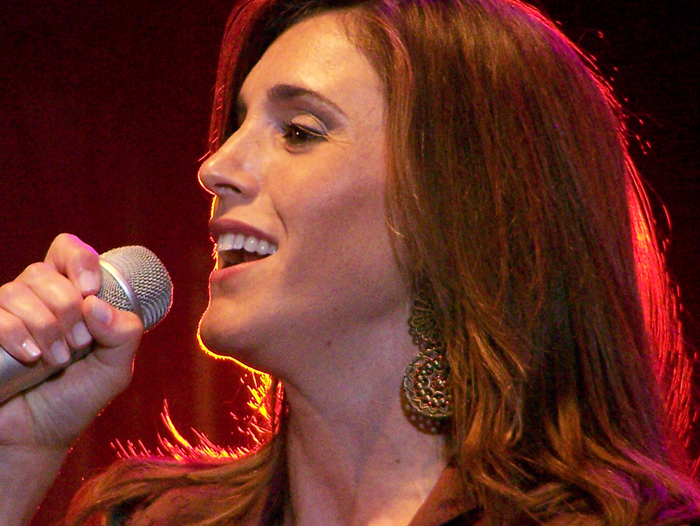 Grinfeld - Cosquín Festival 2011 - Soledad Pastorutti