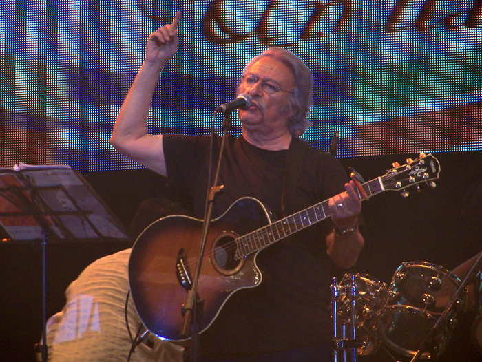 Grinfeld - Festival de Cosquín 2011 - Cesar Isella